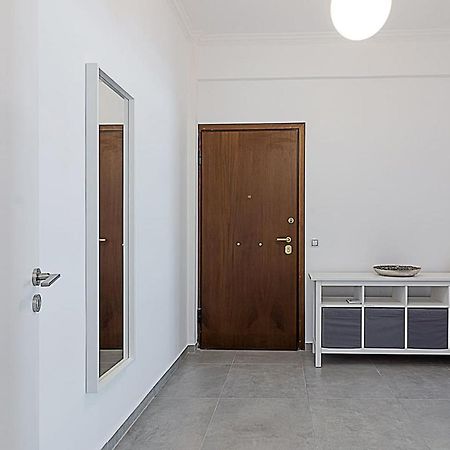 Spacious Two Bedroom Apartment In Central Location Ateny Zewnętrze zdjęcie