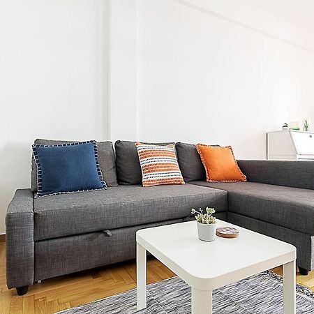Spacious Two Bedroom Apartment In Central Location Ateny Zewnętrze zdjęcie