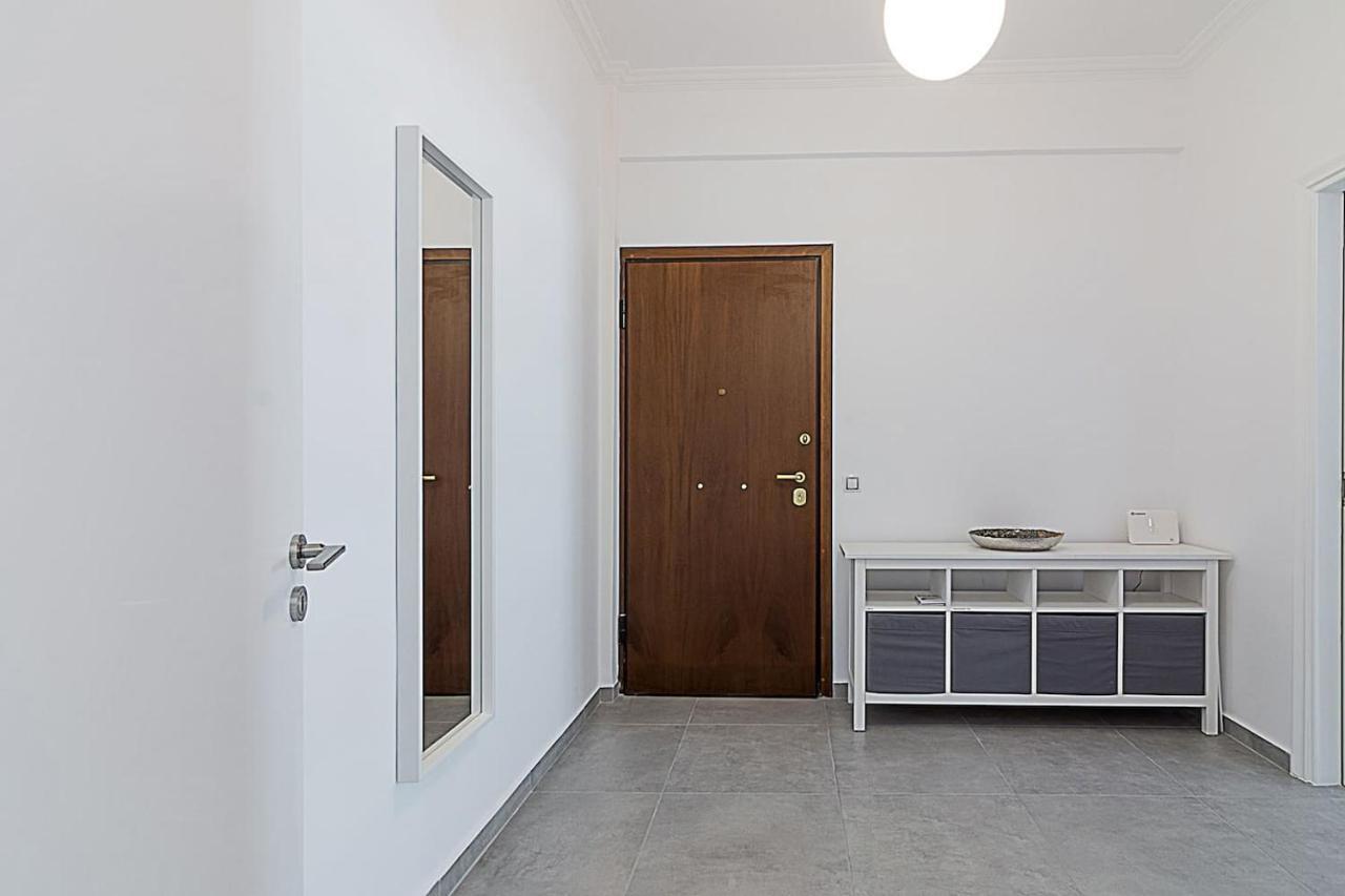 Spacious Two Bedroom Apartment In Central Location Ateny Zewnętrze zdjęcie