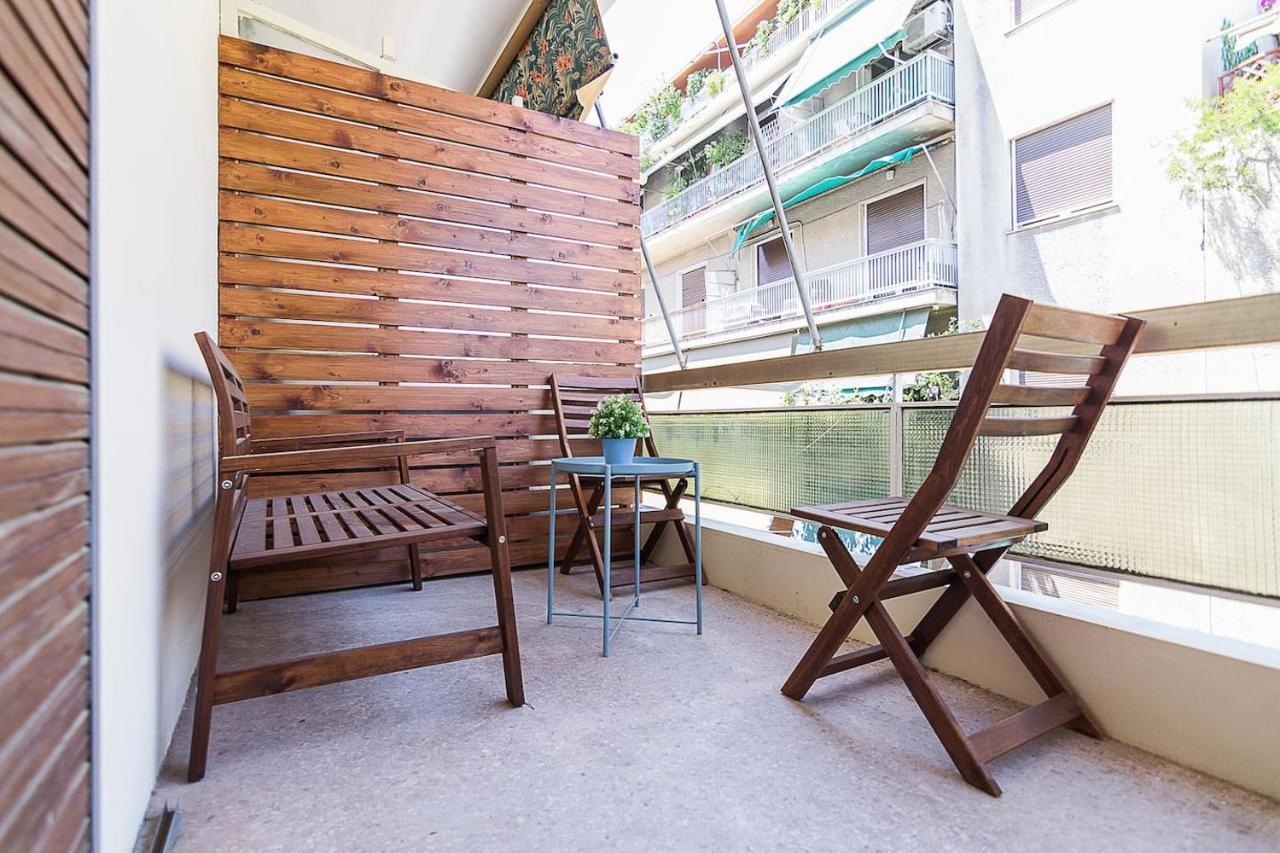 Spacious Two Bedroom Apartment In Central Location Ateny Zewnętrze zdjęcie