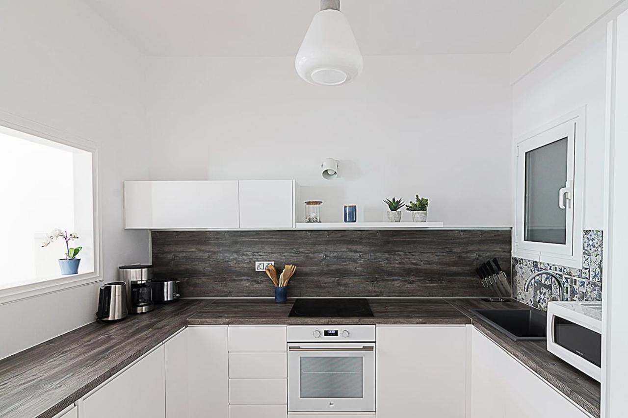 Spacious Two Bedroom Apartment In Central Location Ateny Zewnętrze zdjęcie