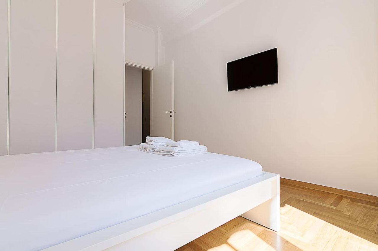 Spacious Two Bedroom Apartment In Central Location Ateny Zewnętrze zdjęcie