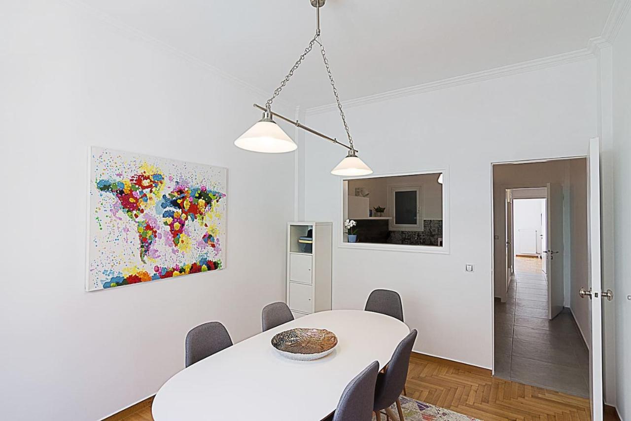 Spacious Two Bedroom Apartment In Central Location Ateny Zewnętrze zdjęcie