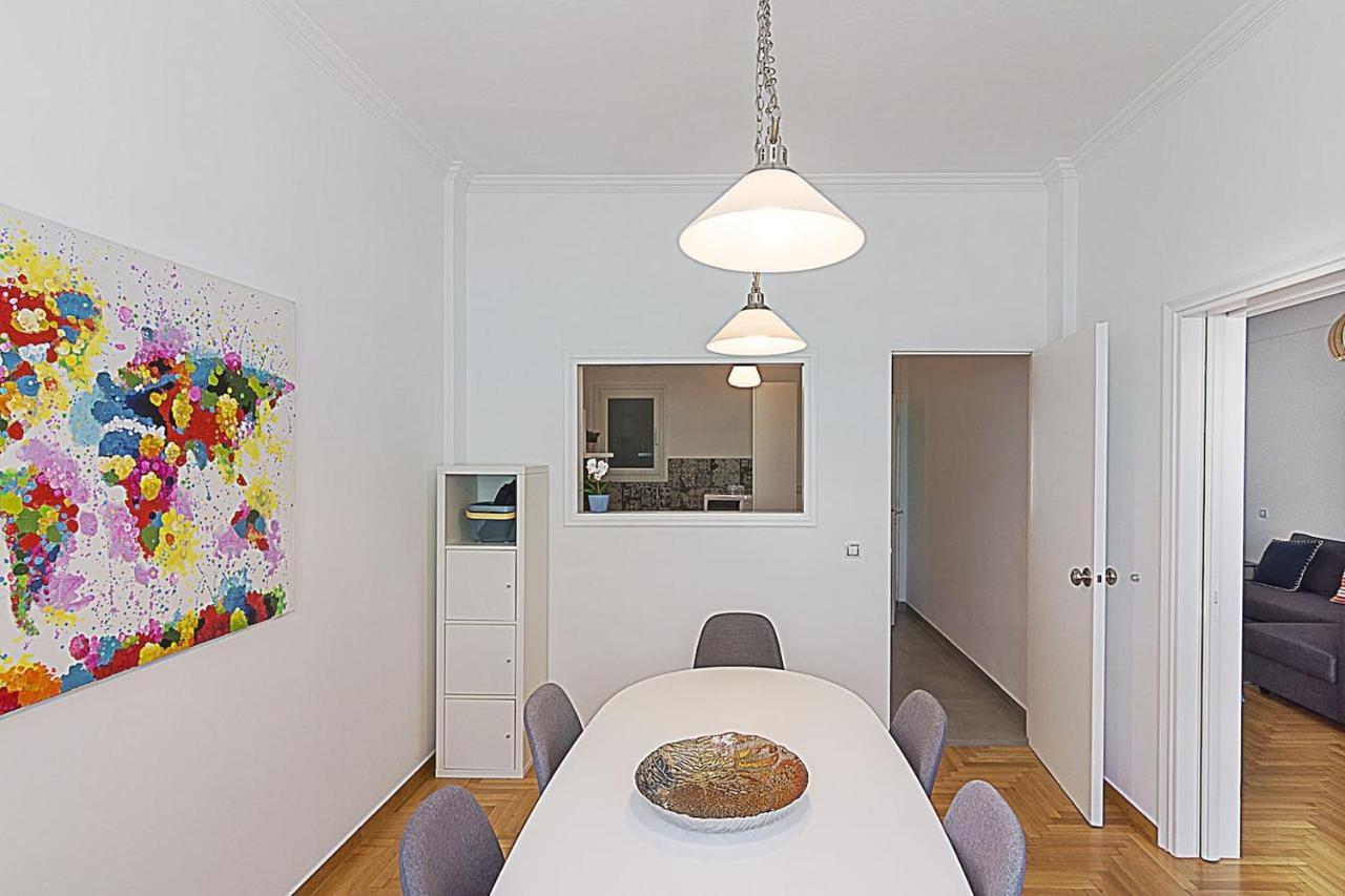 Spacious Two Bedroom Apartment In Central Location Ateny Zewnętrze zdjęcie