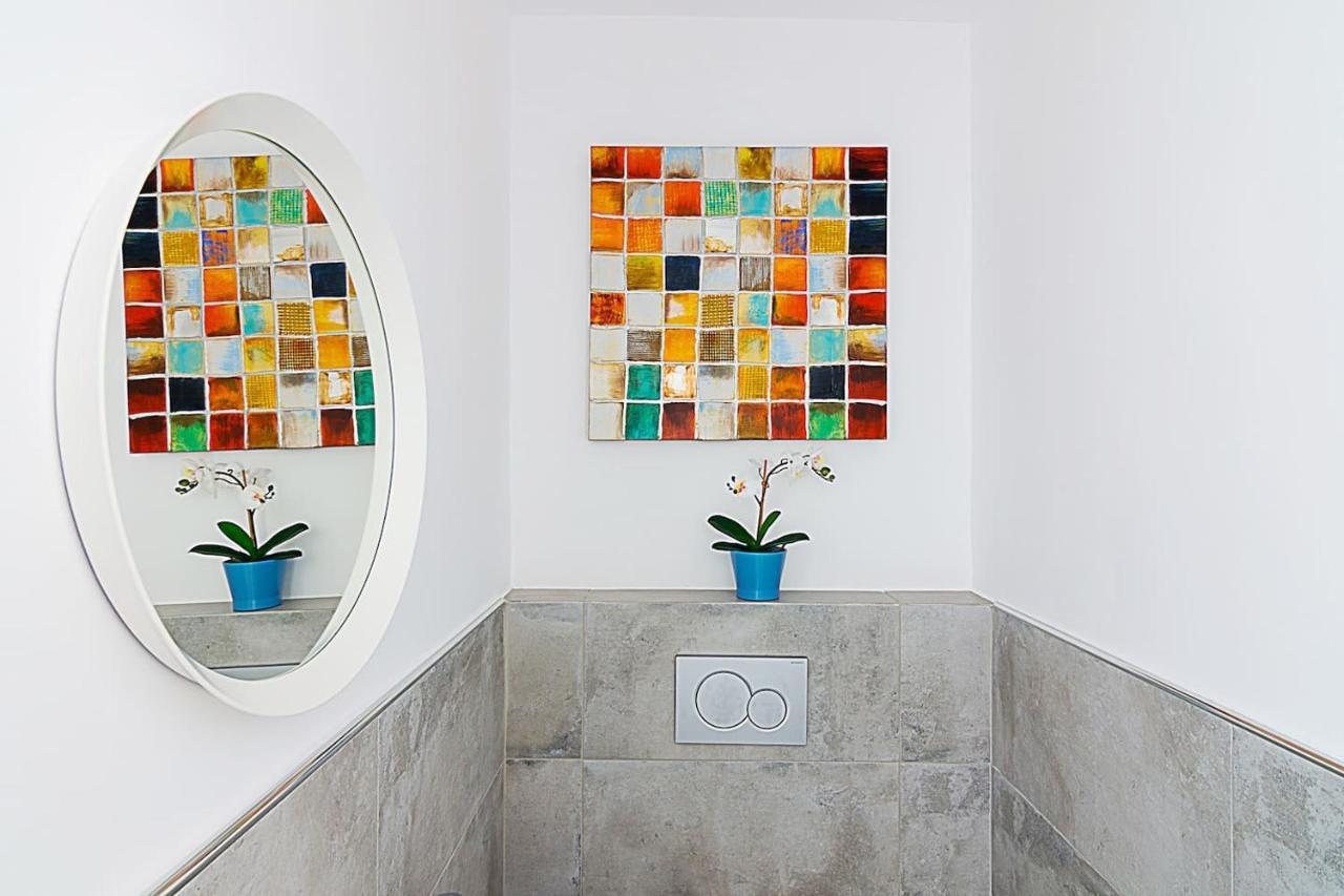 Spacious Two Bedroom Apartment In Central Location Ateny Zewnętrze zdjęcie